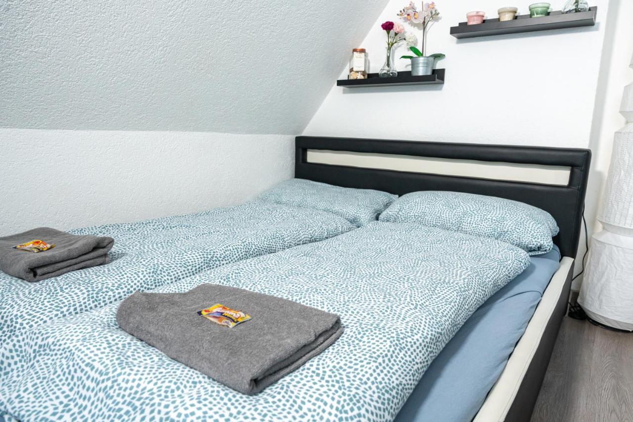 #1 Modernes Zimmer Mit Pool Und Garten Memmingen Exterior photo