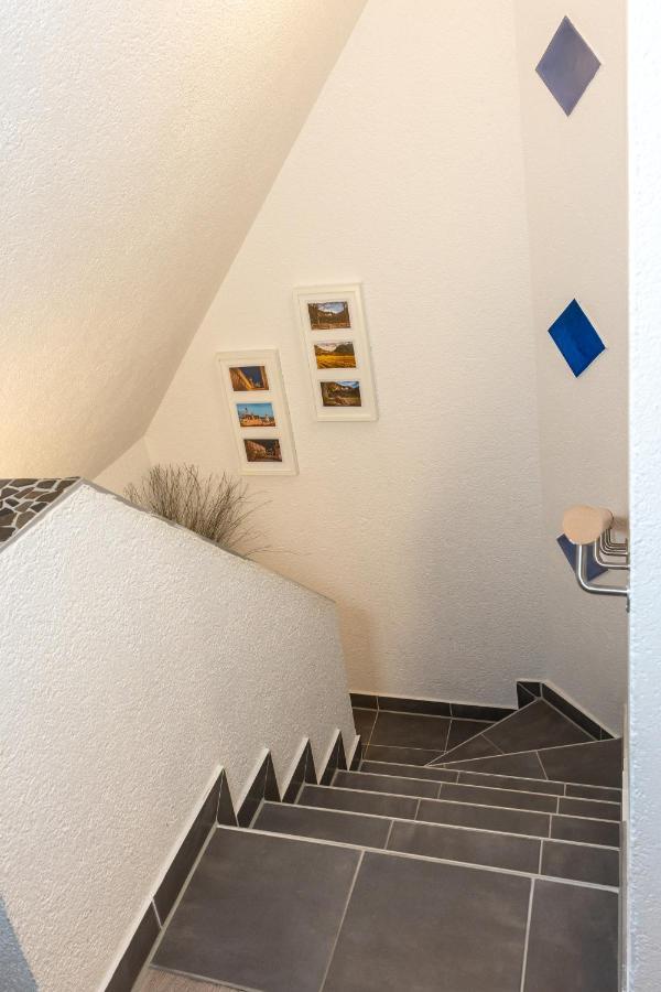 #1 Modernes Zimmer Mit Pool Und Garten Memmingen Exterior photo