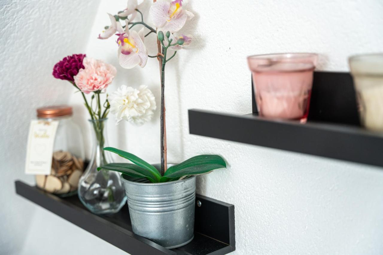 #1 Modernes Zimmer Mit Pool Und Garten Memmingen Exterior photo